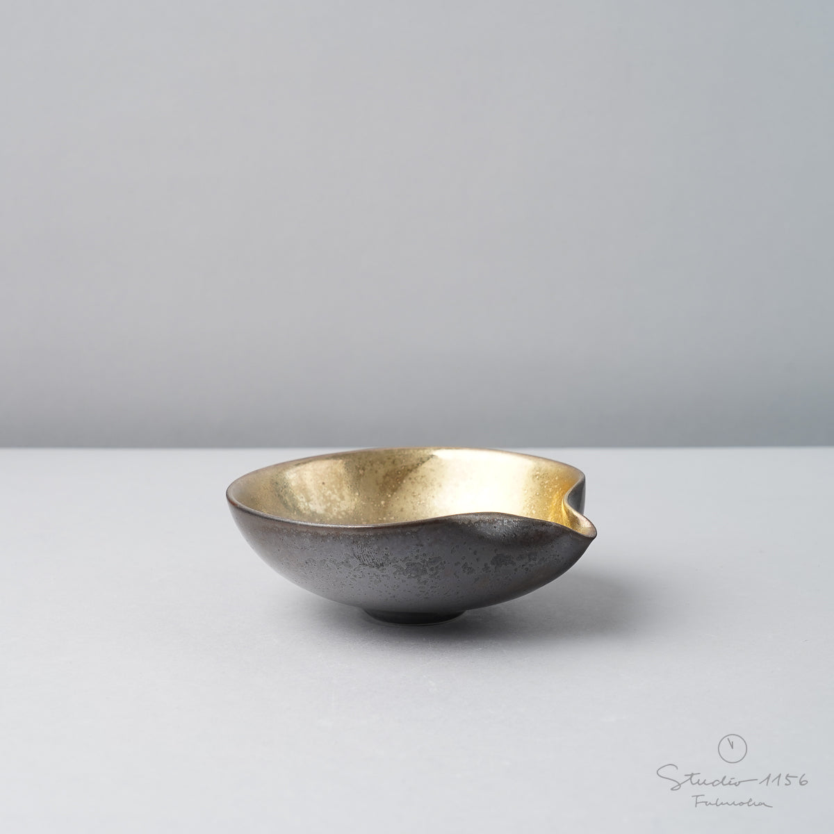 有田焼 片口浅小鉢 13cm