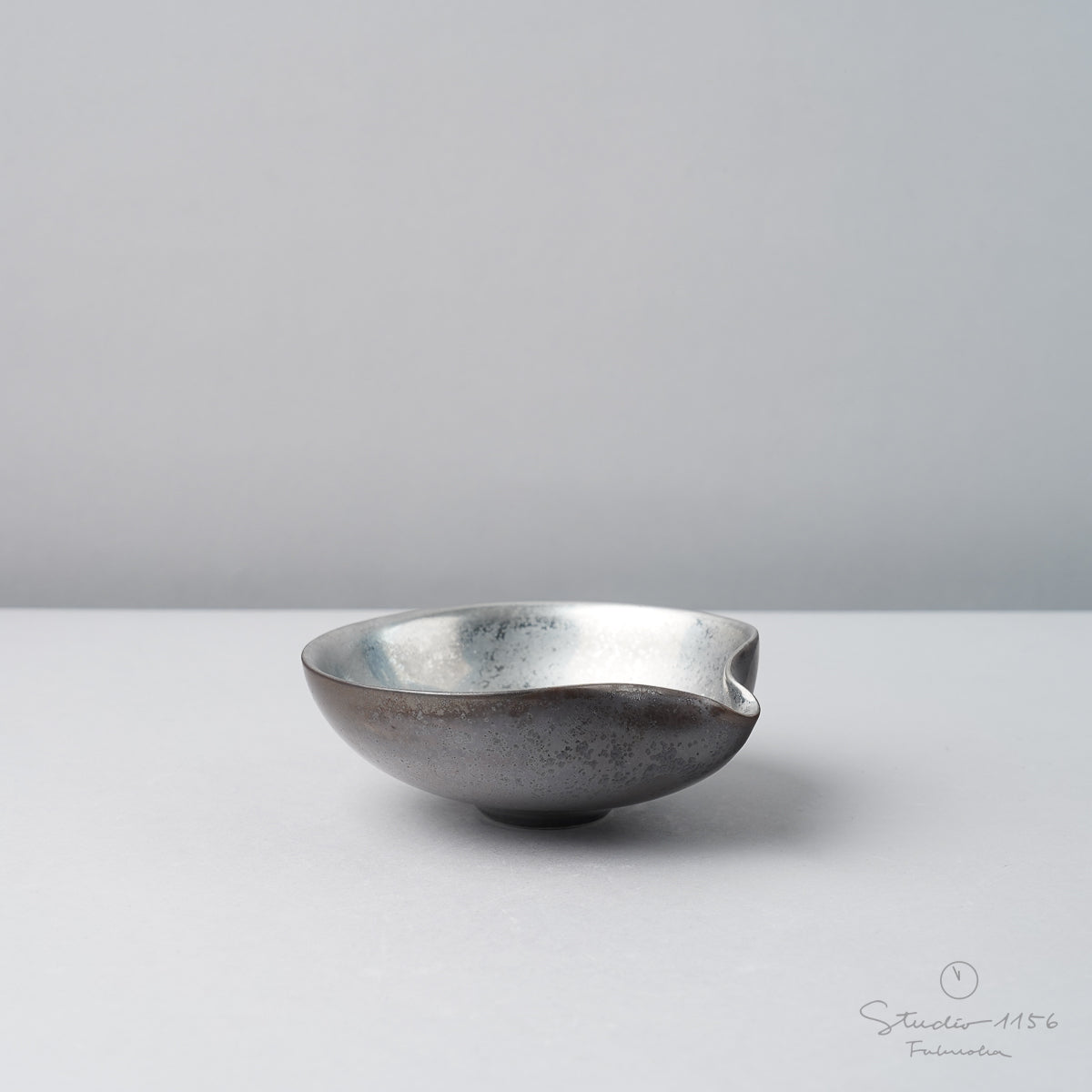 有田焼 片口浅小鉢 13cm