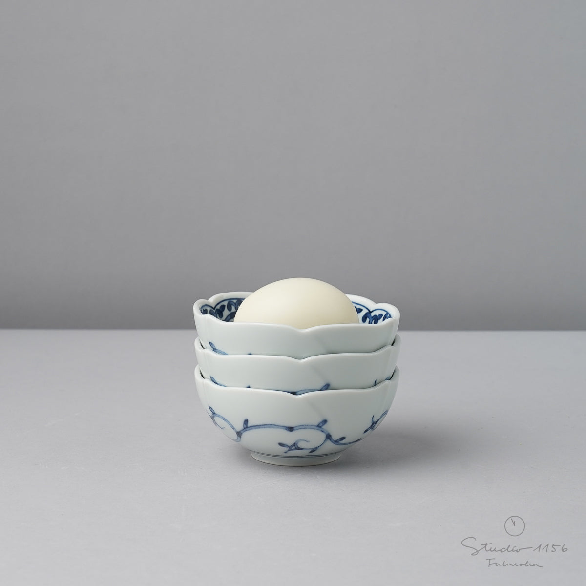 波佐見焼 染付五弁花唐草 桔梗型小鉢 8.5cm Takayama Studio1156