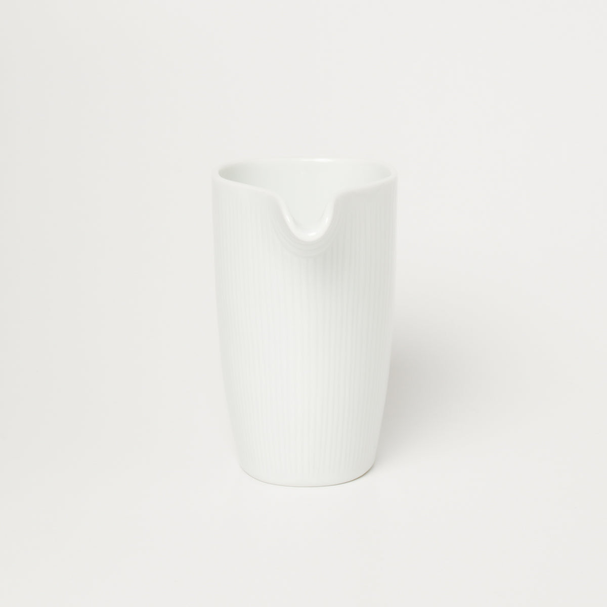 有田焼 白磁線彫 片口注器(大) 230ml Kouraku Studio1156