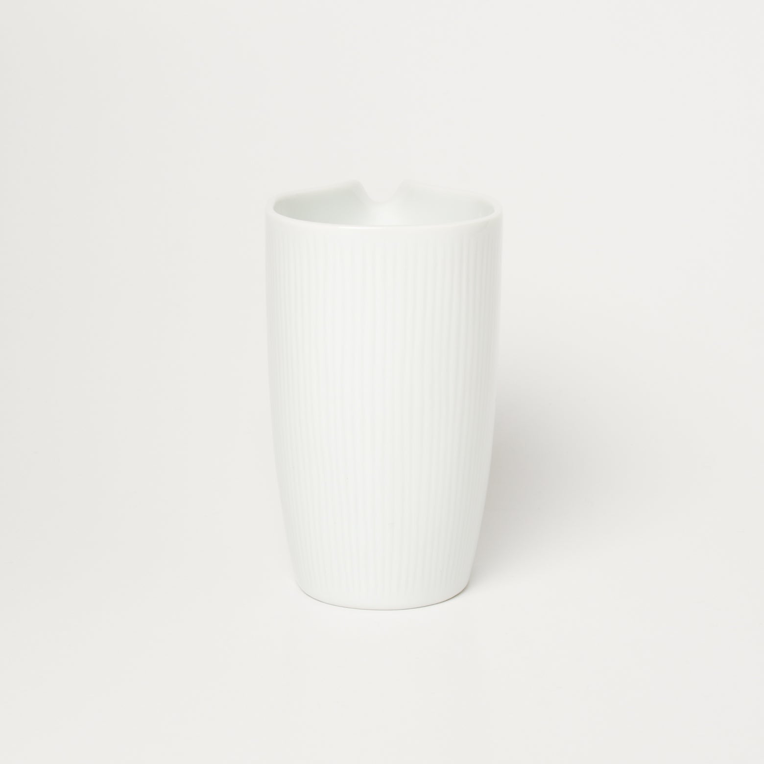 有田焼 白磁線彫 片口注器(大) 230ml Kouraku Studio1156