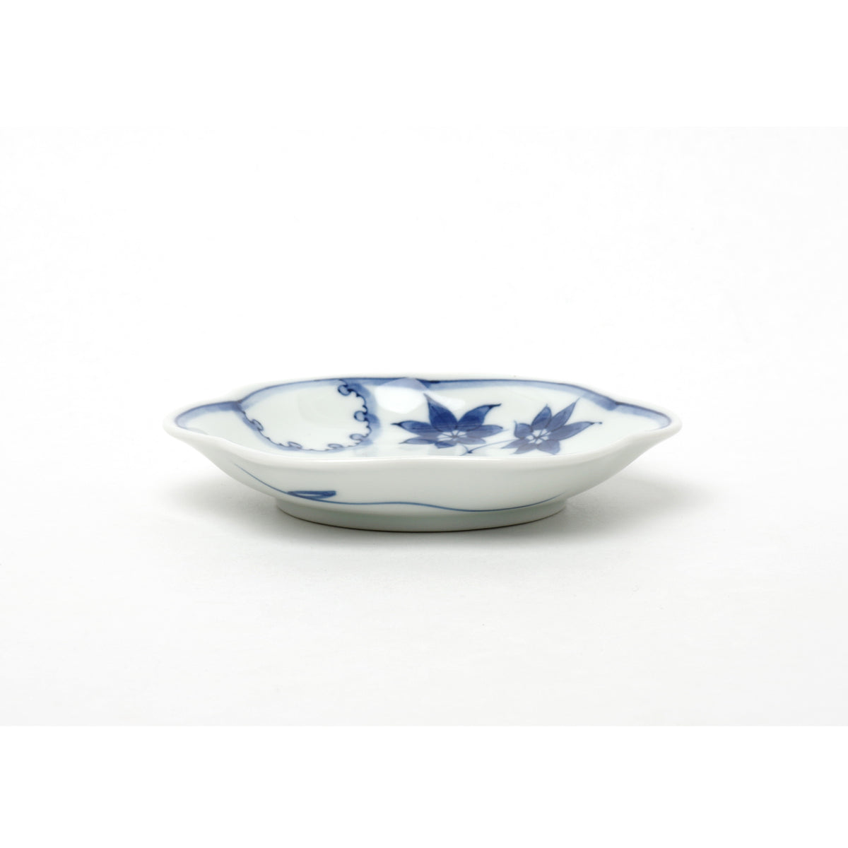 波佐見焼 染付 雪輪地紋 花型小皿 11.5cm Takayama Studio1156
